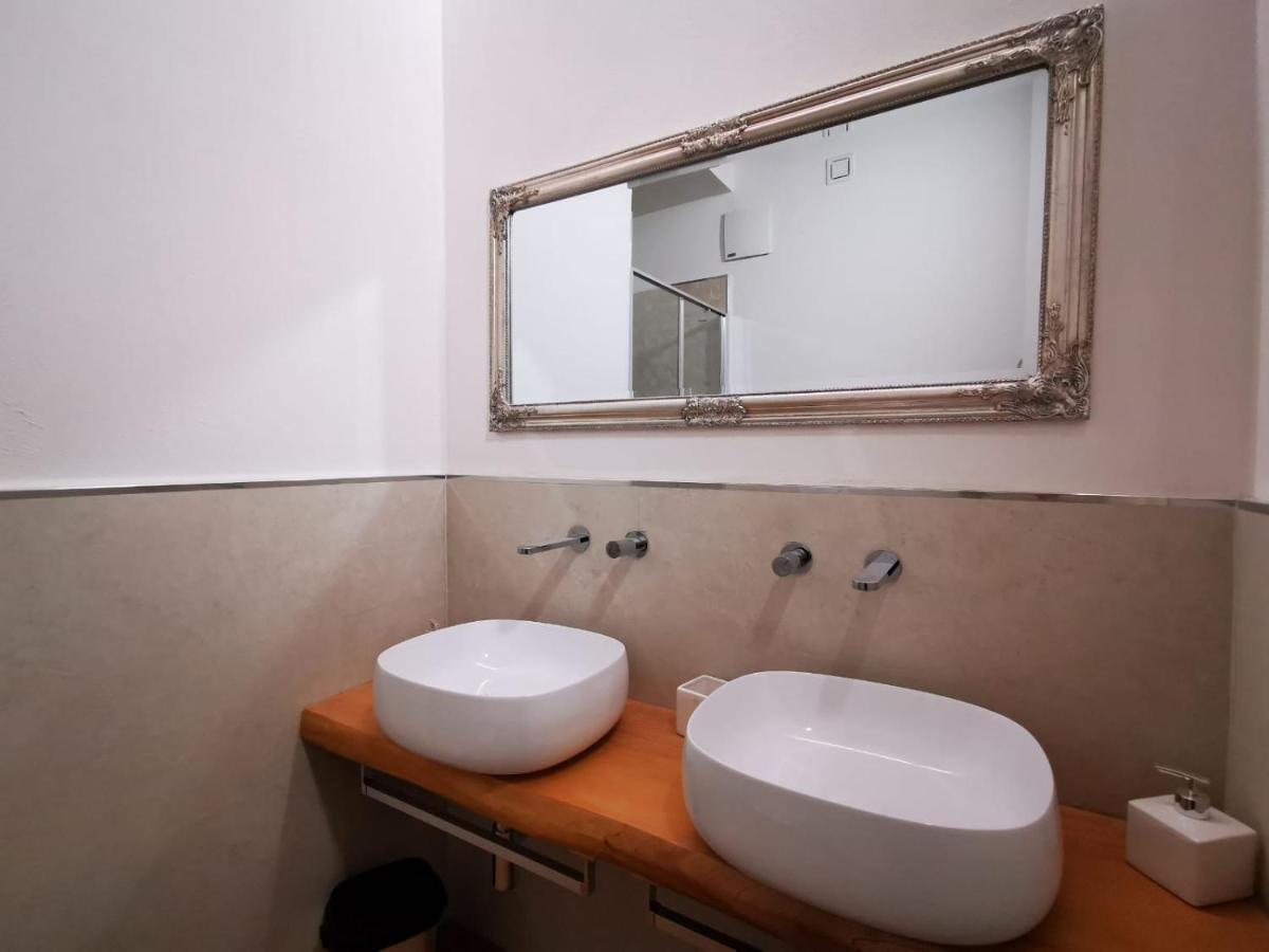 Deluxe 3 Bedroom Flat In Rialto Venecia Exterior foto