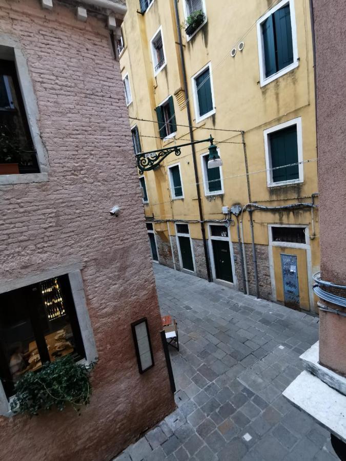 Deluxe 3 Bedroom Flat In Rialto Venecia Exterior foto