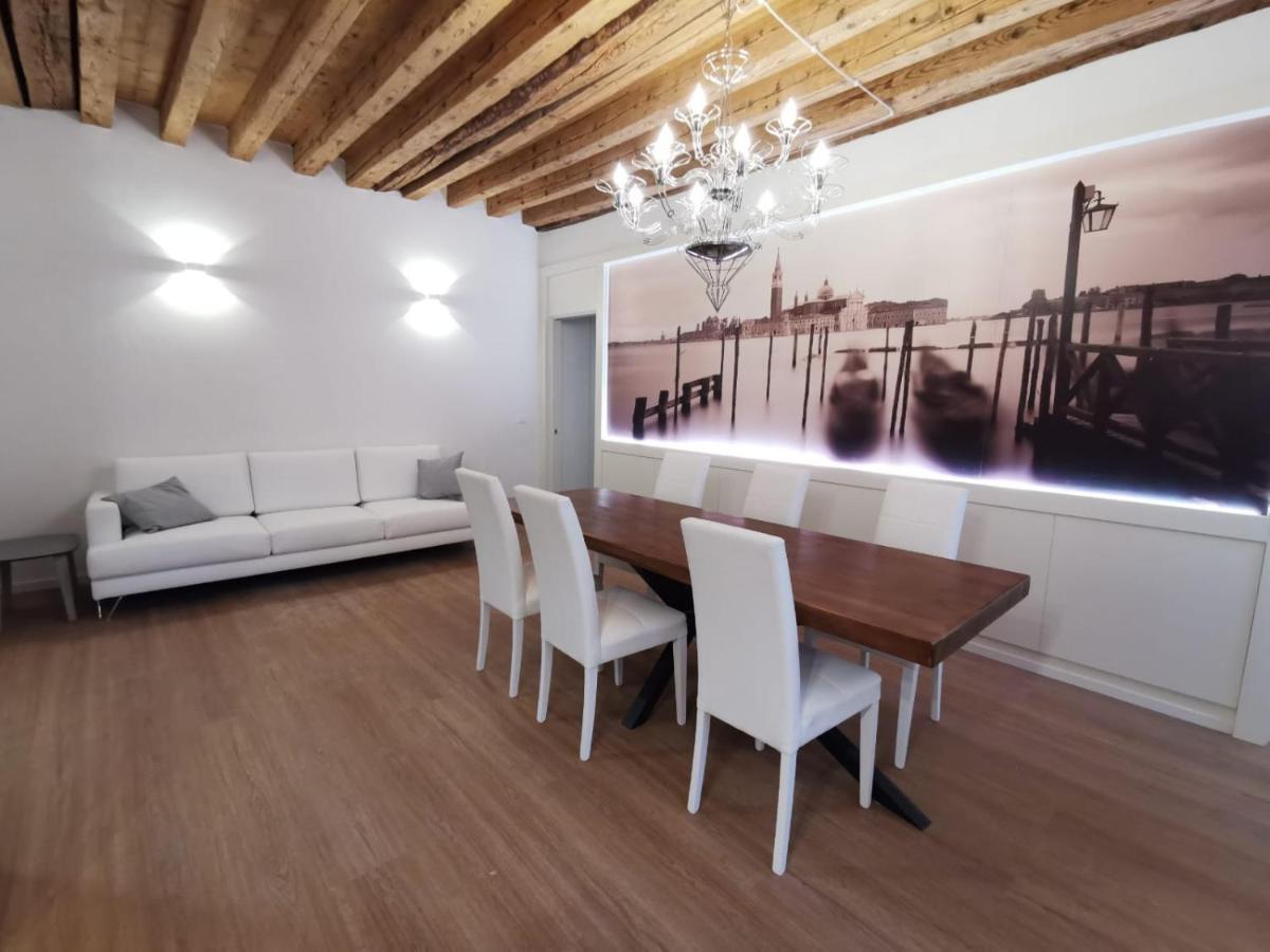 Deluxe 3 Bedroom Flat In Rialto Venecia Exterior foto